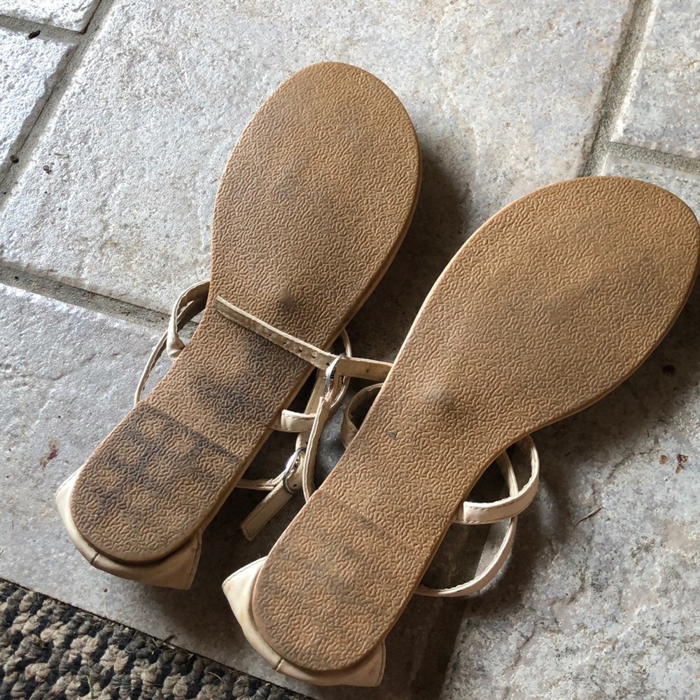 Sandals - Picture 2 of 3